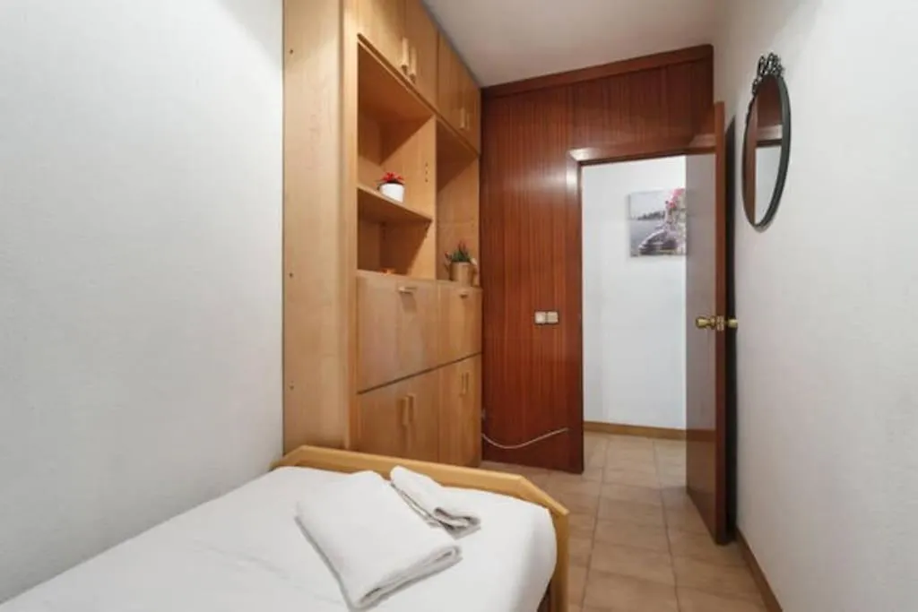Apartment Close To Fc Barcelona Stadium Camp Nou 0*,  Spain
